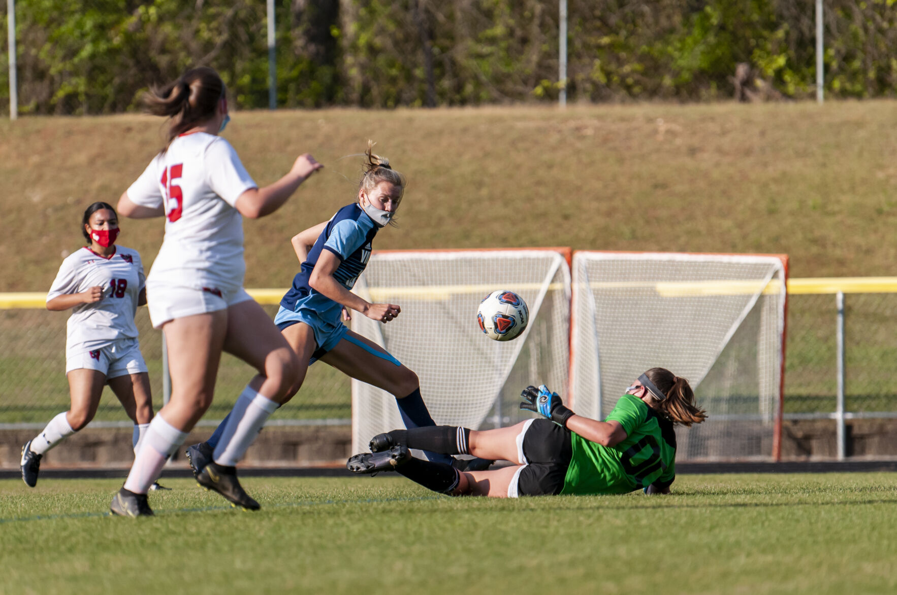 Union Pines defeats Western Harnett, 10-1, finish 13-0, 8-0
